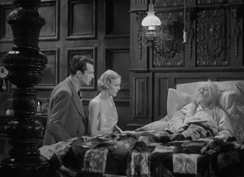 Vista previa del vídeo · The Old Dark House